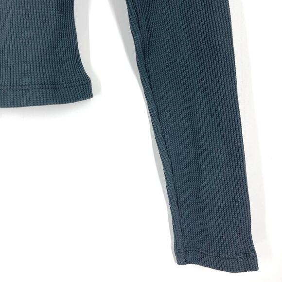 Daydreamer Daydreamer Los Angeles Waffle Knit Thermal Crop Top Gray NWOT XS - Picture 3 of 6